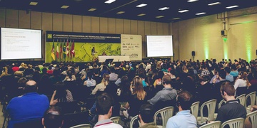 Estudantes de Gestão Ambiental apresentam trabalhos no 6º Congresso Internacional de Tecnologias para o Meio Ambiente
