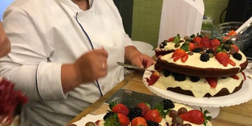 Oficina da Escola de Gastronomia adoçou comemoração em Bento